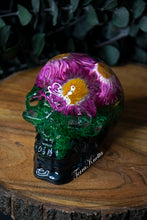 Load image into Gallery viewer, Pink Strawflower Moss Skull