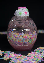 Load image into Gallery viewer, Sour Hearts Shaker Skull