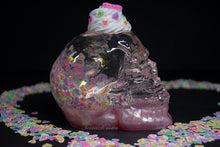 Load image into Gallery viewer, Sour Hearts Shaker Skull
