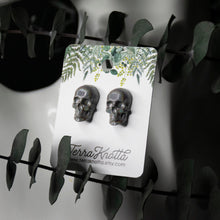 Load image into Gallery viewer, Holographic Skull Studs