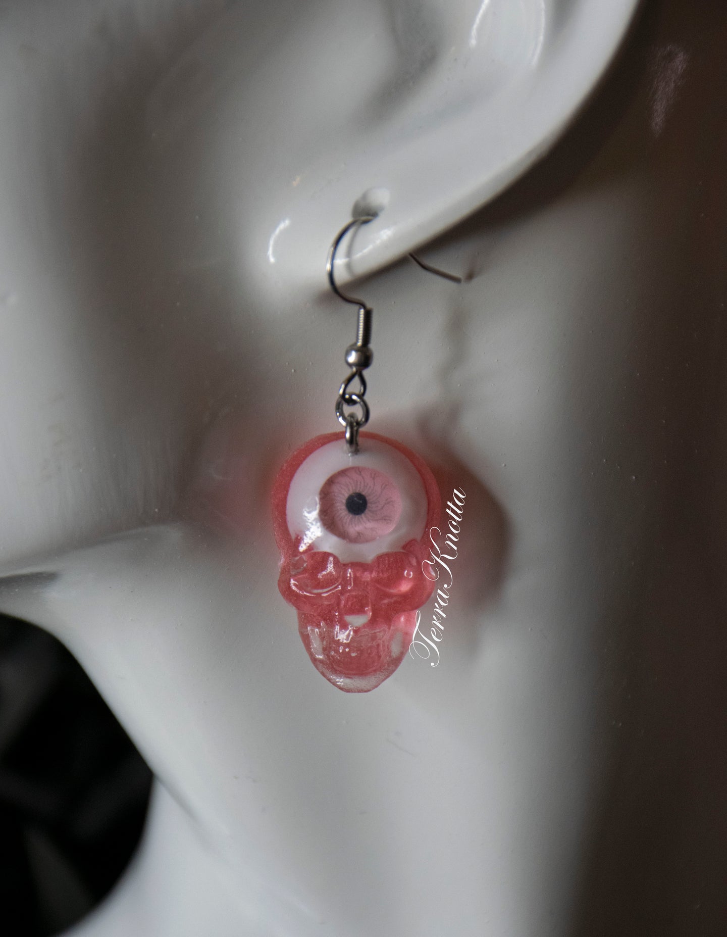 Pink Eye Skull Earrings