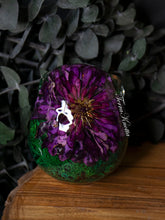 Load image into Gallery viewer, Purple Zinnia Moss Skull
