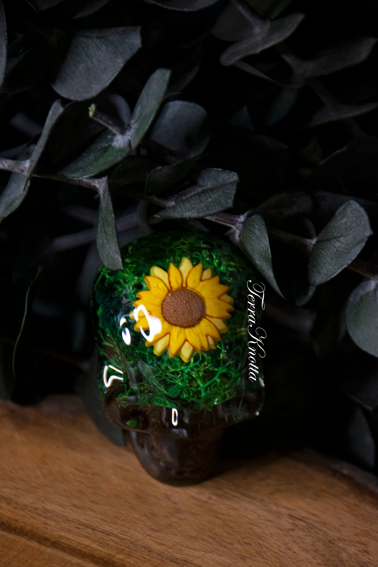 Mini Sunflower Moss Skull