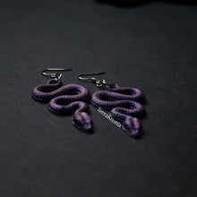Load image into Gallery viewer, Colorshift Purple Green Blue Snake Earrings
