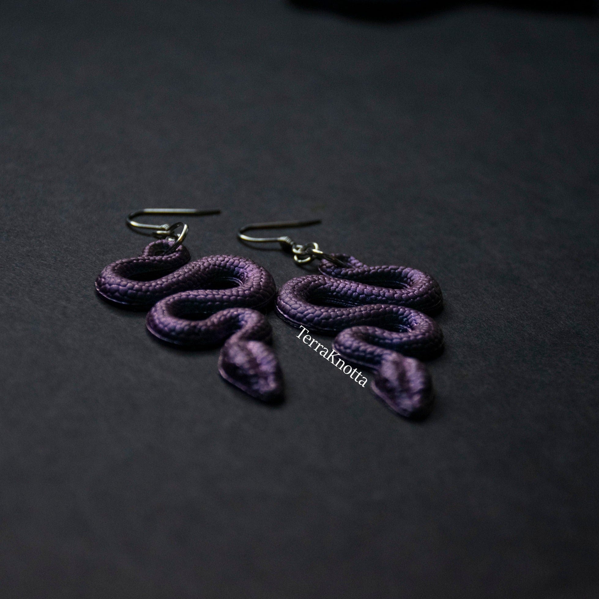 Colorshift Purple Green Blue Snake Earrings – TerraKnotta