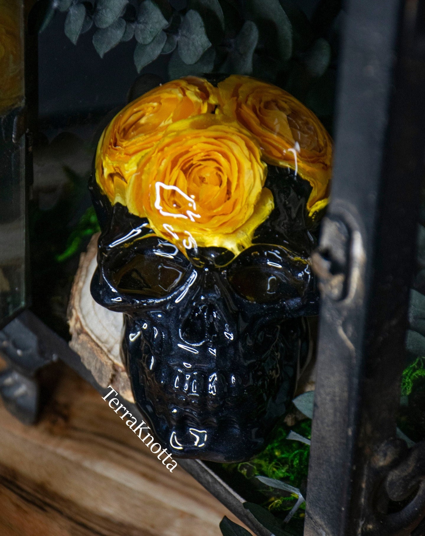 Yellow Rose Black Skull